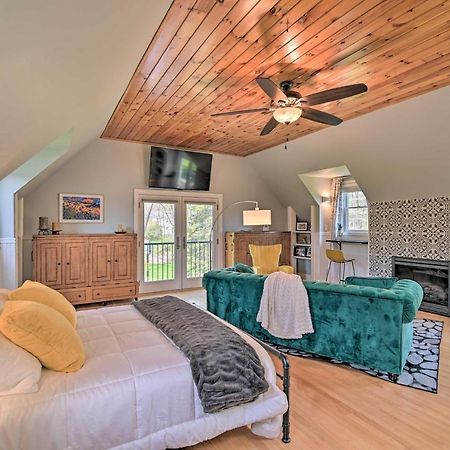 Stylish Studio With Fireplace About 3 Mi From Dtwn! Saratoga Springs Exterior photo