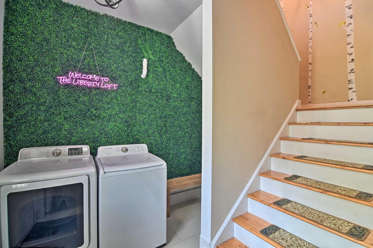 Stylish Studio With Fireplace About 3 Mi From Dtwn! Saratoga Springs Exterior photo